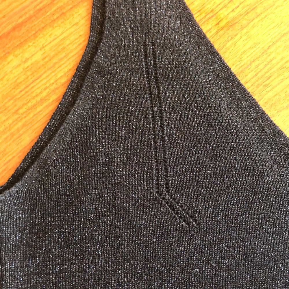 Top - Picture 2 of 9